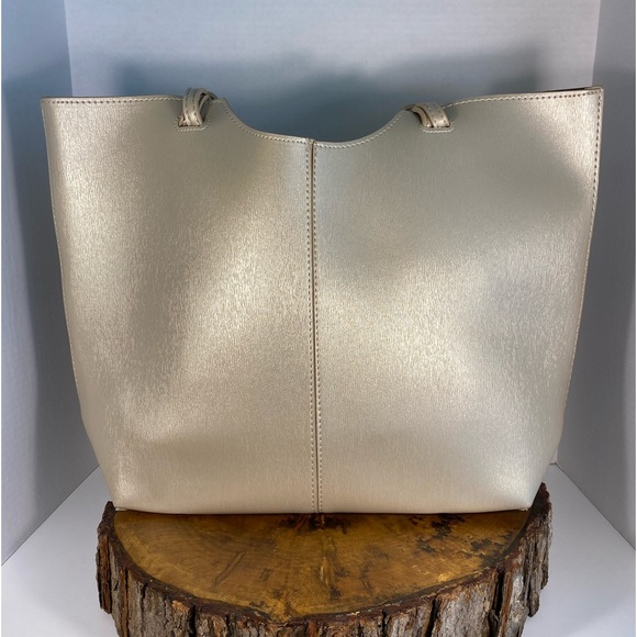 NEIMAN MARCUS Leather Tote Bag - Picture 2 of 5